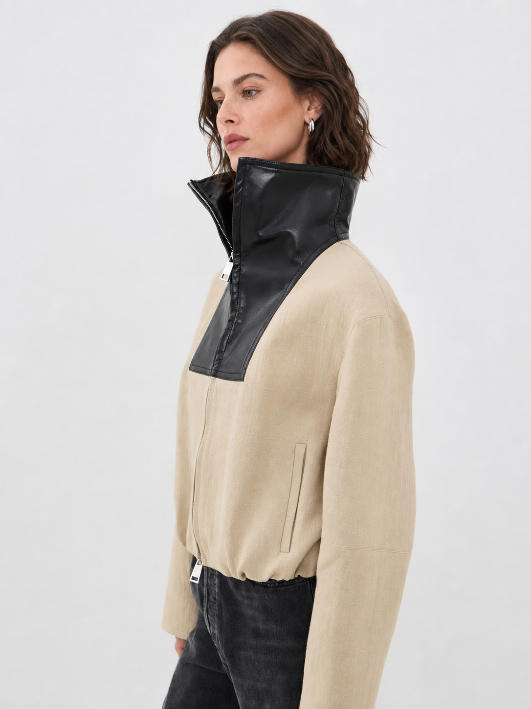 Contrast Leather Collar Cropped Zip Jacket