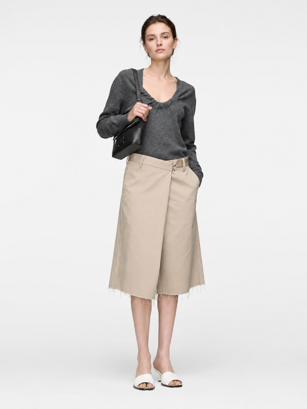 Ruched Scoop Neck Knit Top
