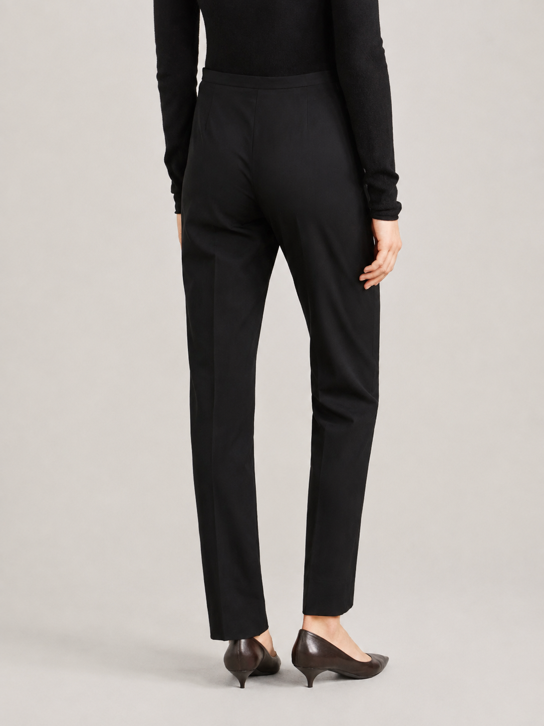 Tailored Slim Ankle Pants